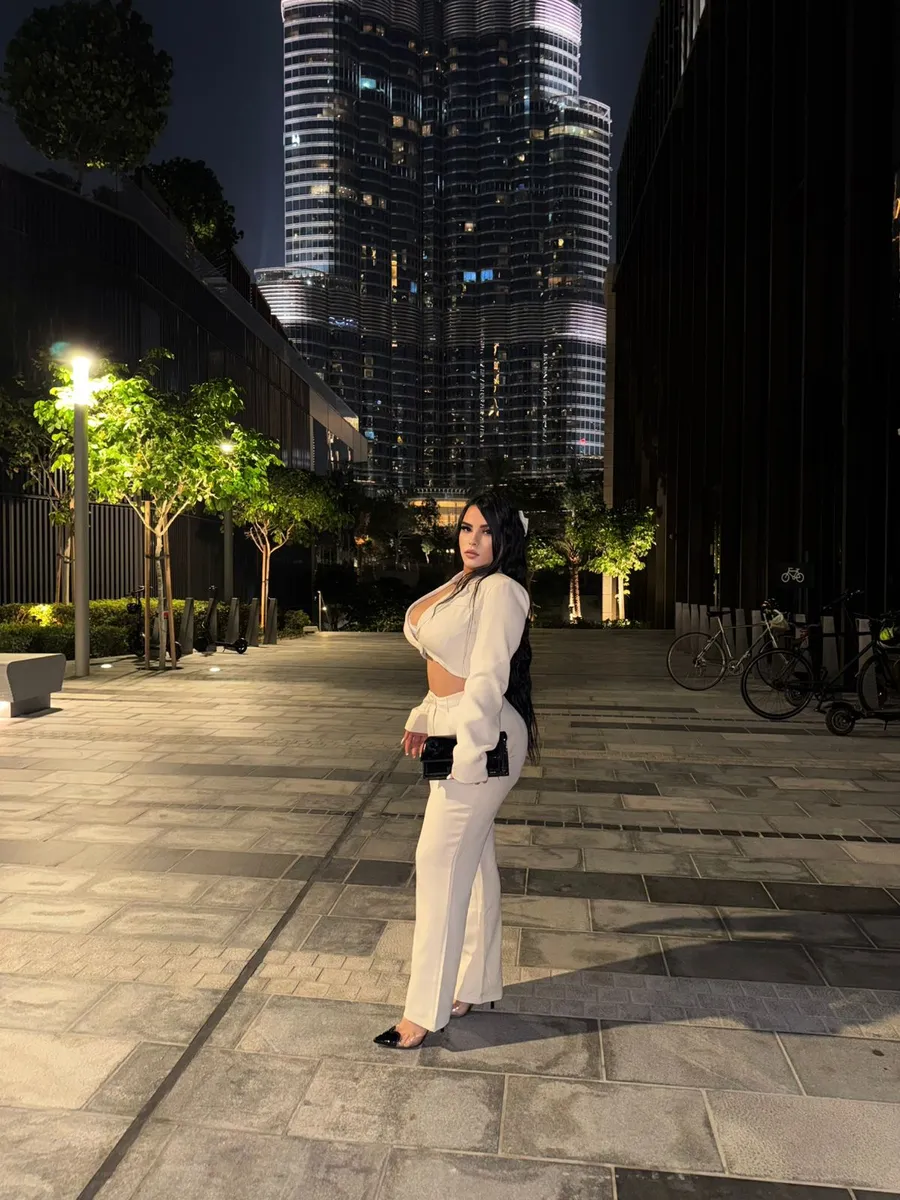 Ямила escort in Voronezh