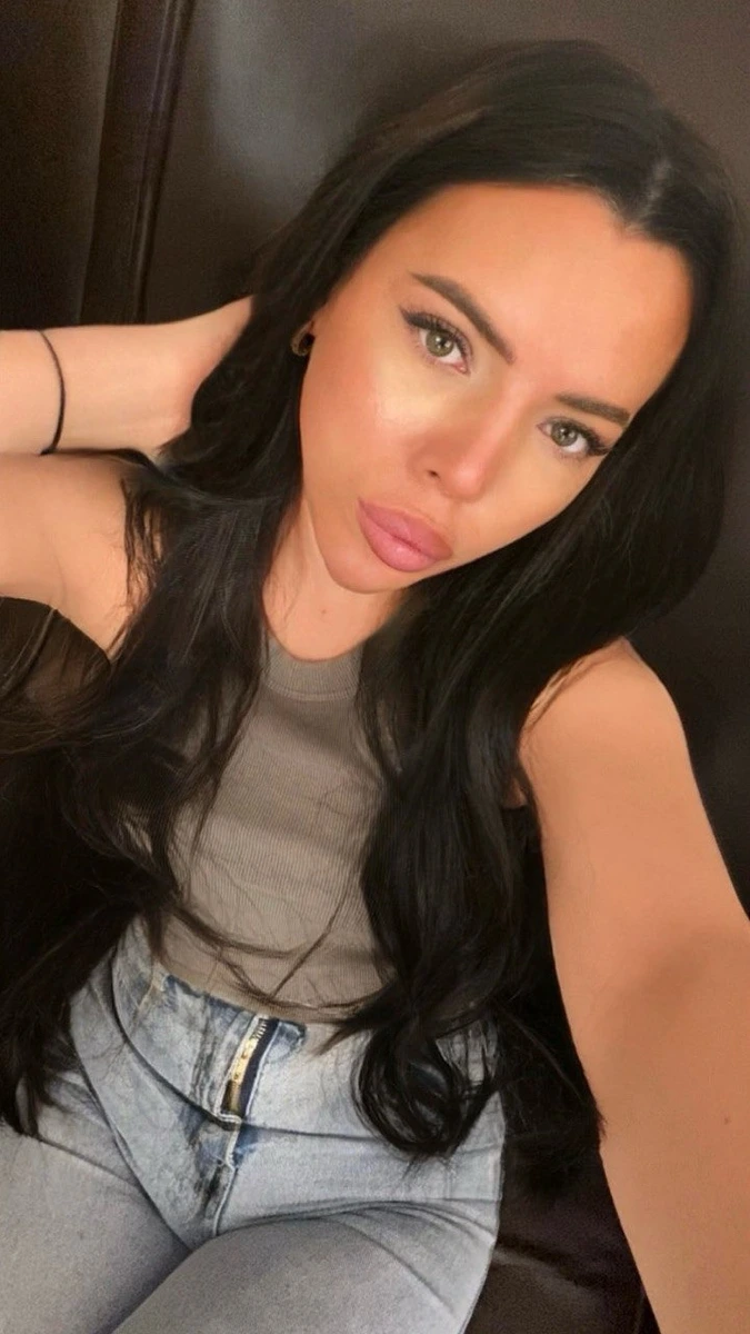 Амира escort in Voronezh