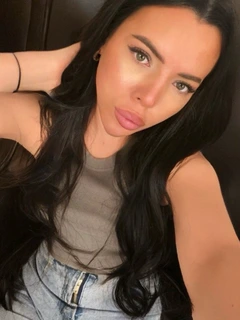 Амира escort in Voronezh