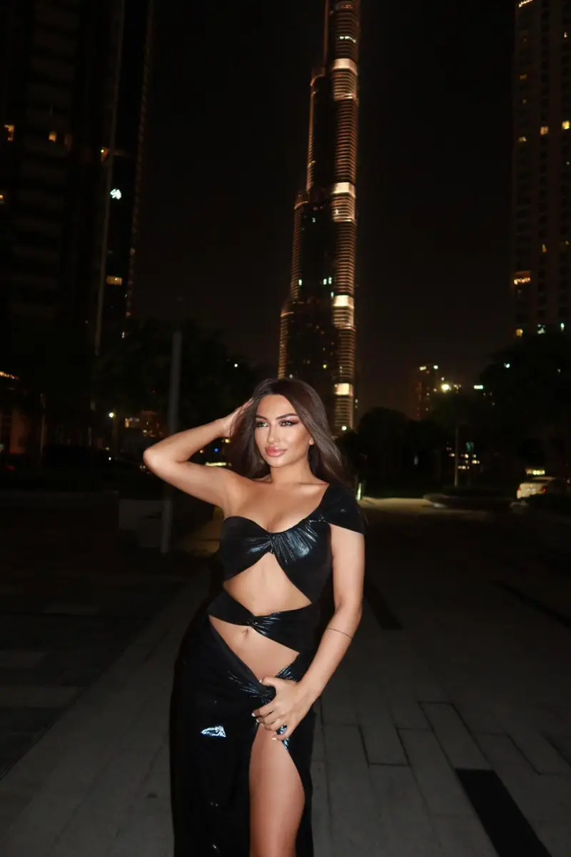 Дерри escort in Voronezh