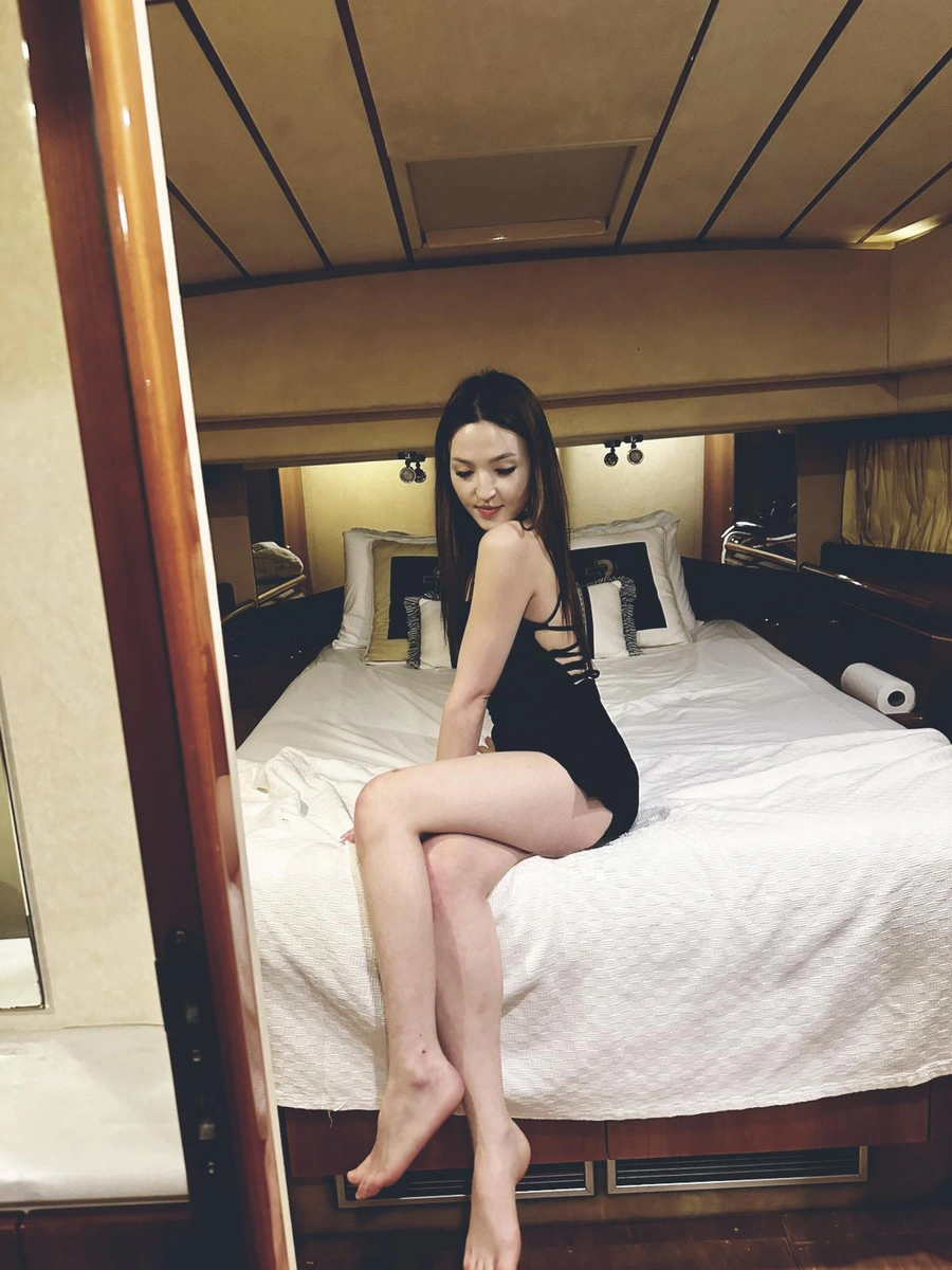 Дженни escort in Voronezh