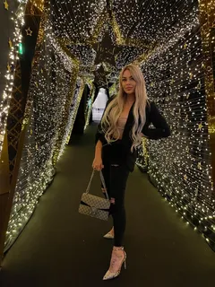 Хелен escort in Voronezh