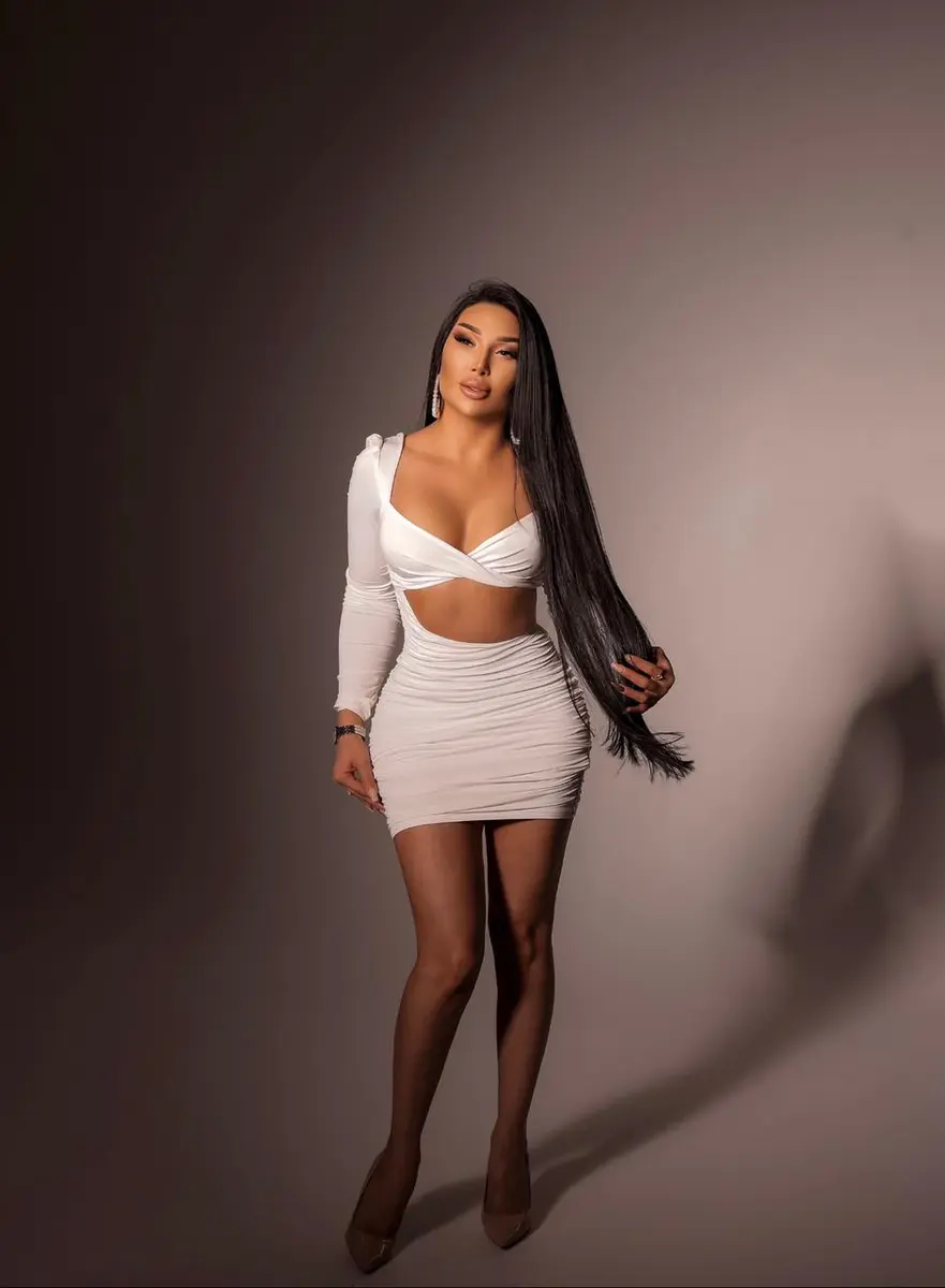 Камилла escort in Voronezh