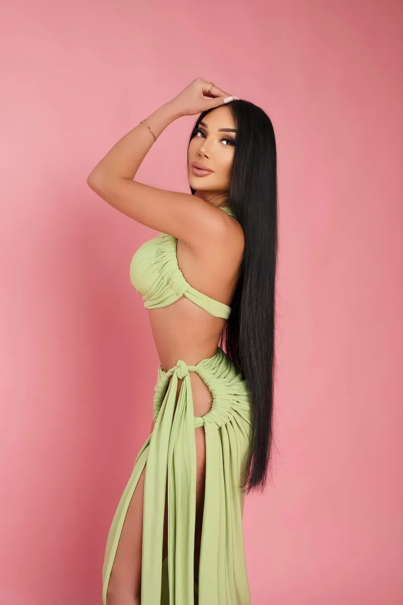 Камилла escort in Voronezh
