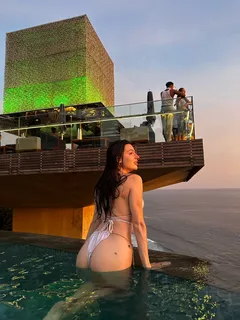 Кари escort in Voronezh