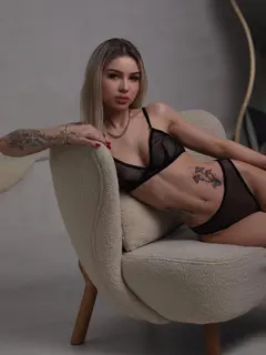 Кари escort in Voronezh