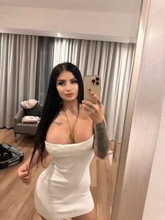 Каролина escort in Voronezh