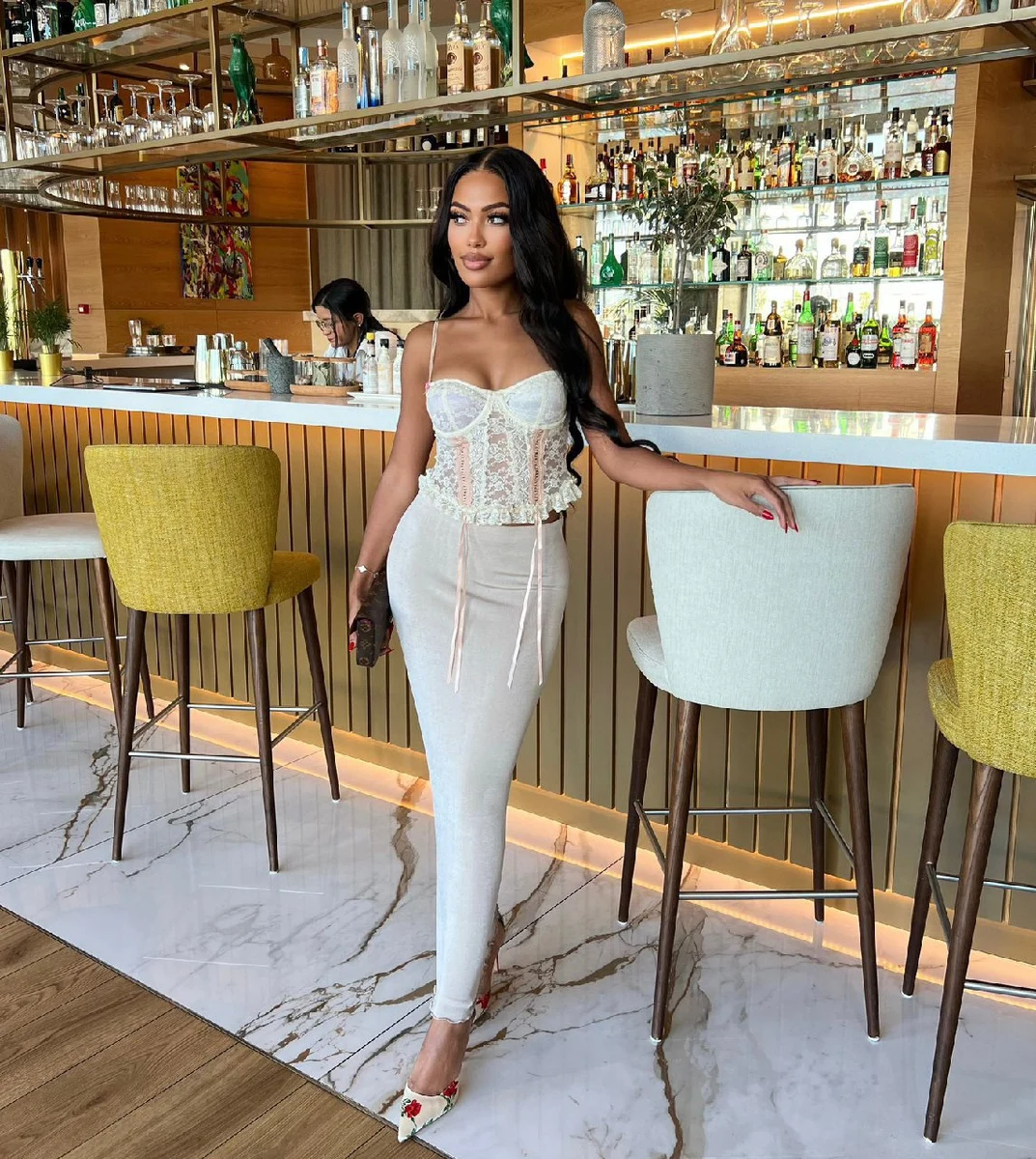 Кэсси escort in Voronezh