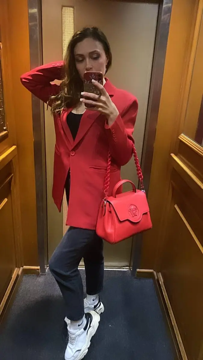 Лаяна escort in Voronezh