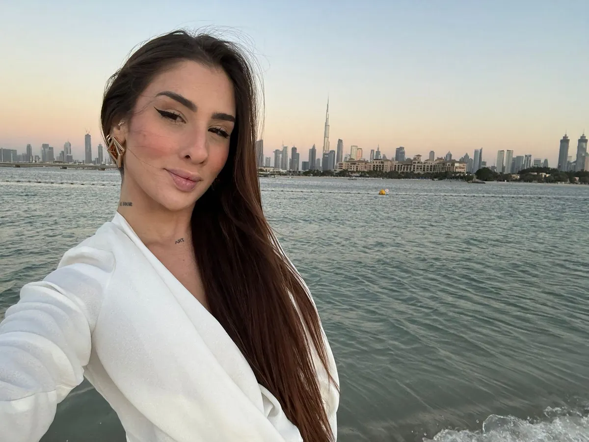 Лиза escort in Voronezh