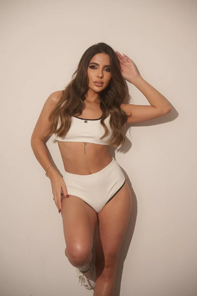 Лора escort in Voronezh