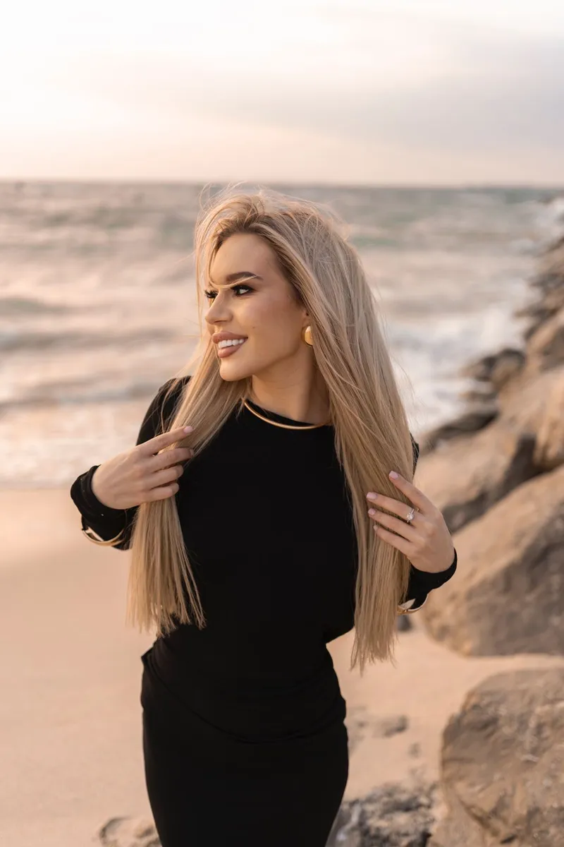 Лорена escort in Voronezh
