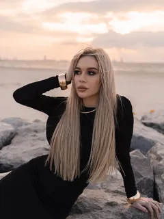 Лорена escort in Voronezh