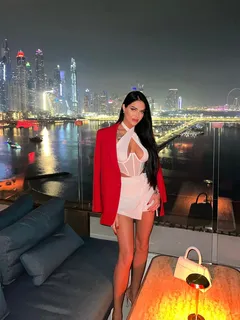 Мариетта escort in Voronezh