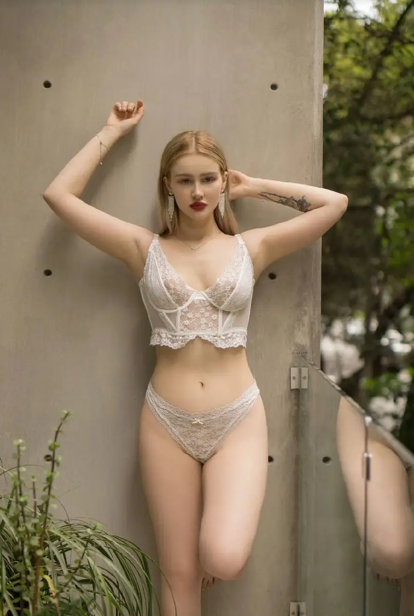 Ната escort in Voronezh