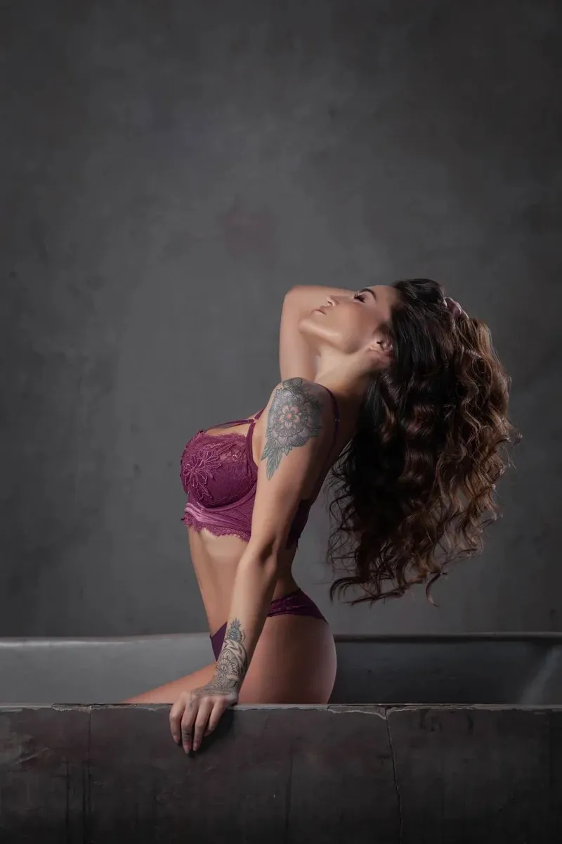 Нерия escort in Voronezh