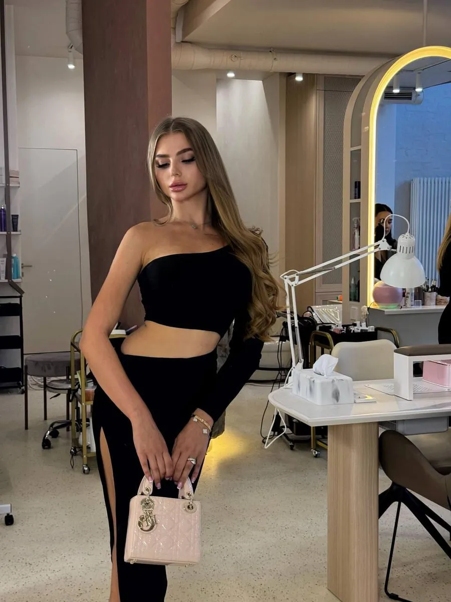 Полина escort in Voronezh