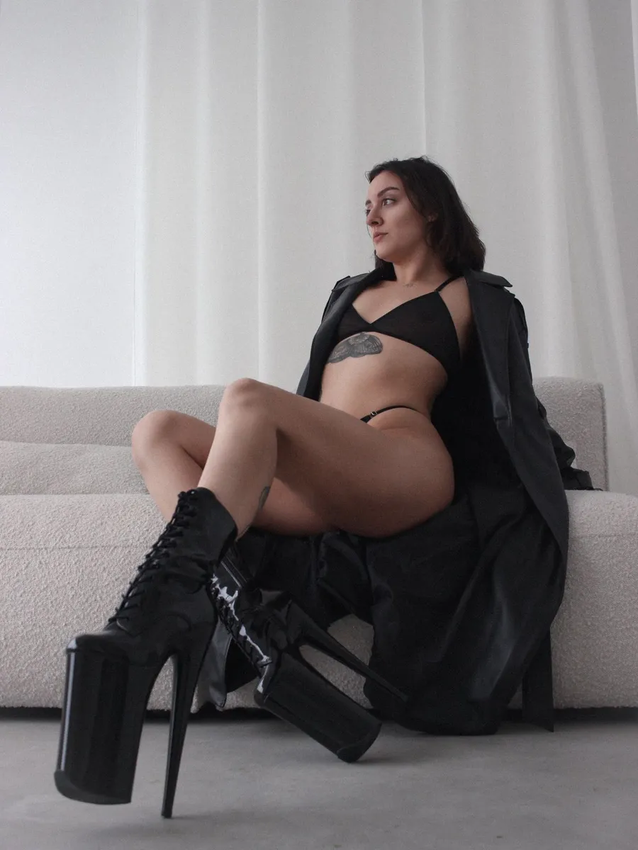 Шатни escort in Voronezh