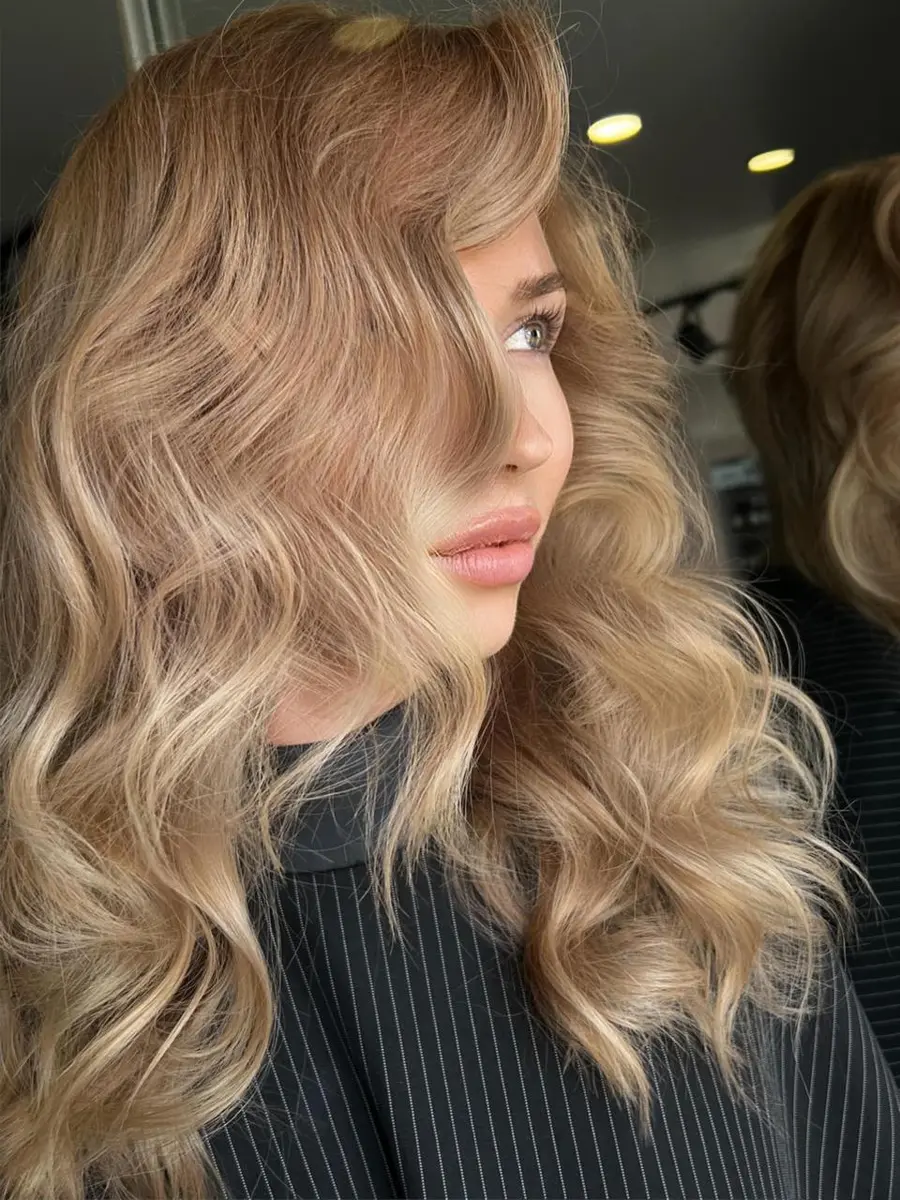 Сисилия escort in Voronezh