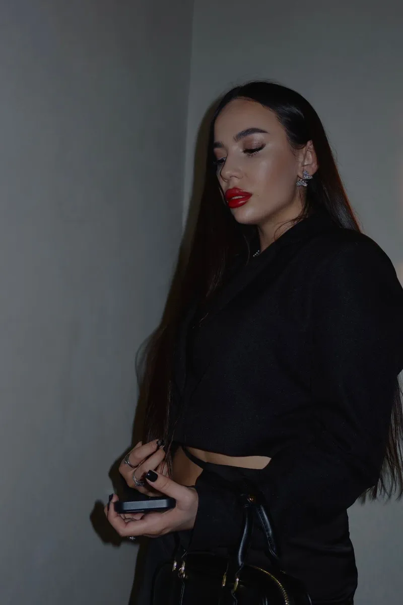 Теона escort in Voronezh