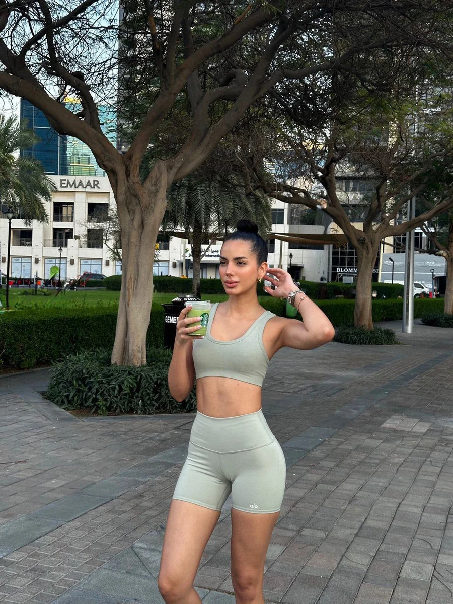 Зарина escort in Voronezh