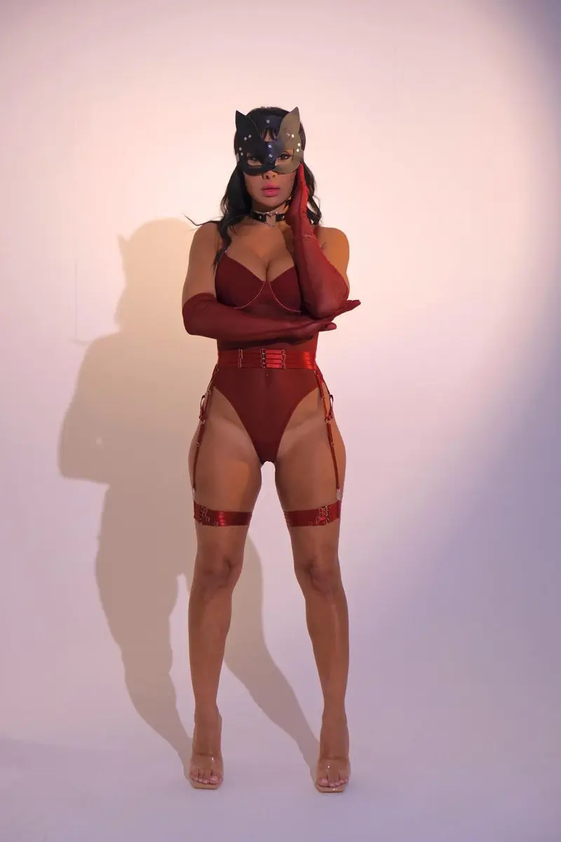 Зина escort in Voronezh